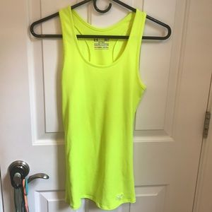 Under armor coupe adjustée tank top